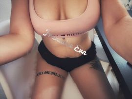 Elena, 26 ans, Bourgoin-Jallieu