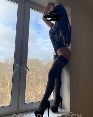 Viola, 18 ans, Breuillet